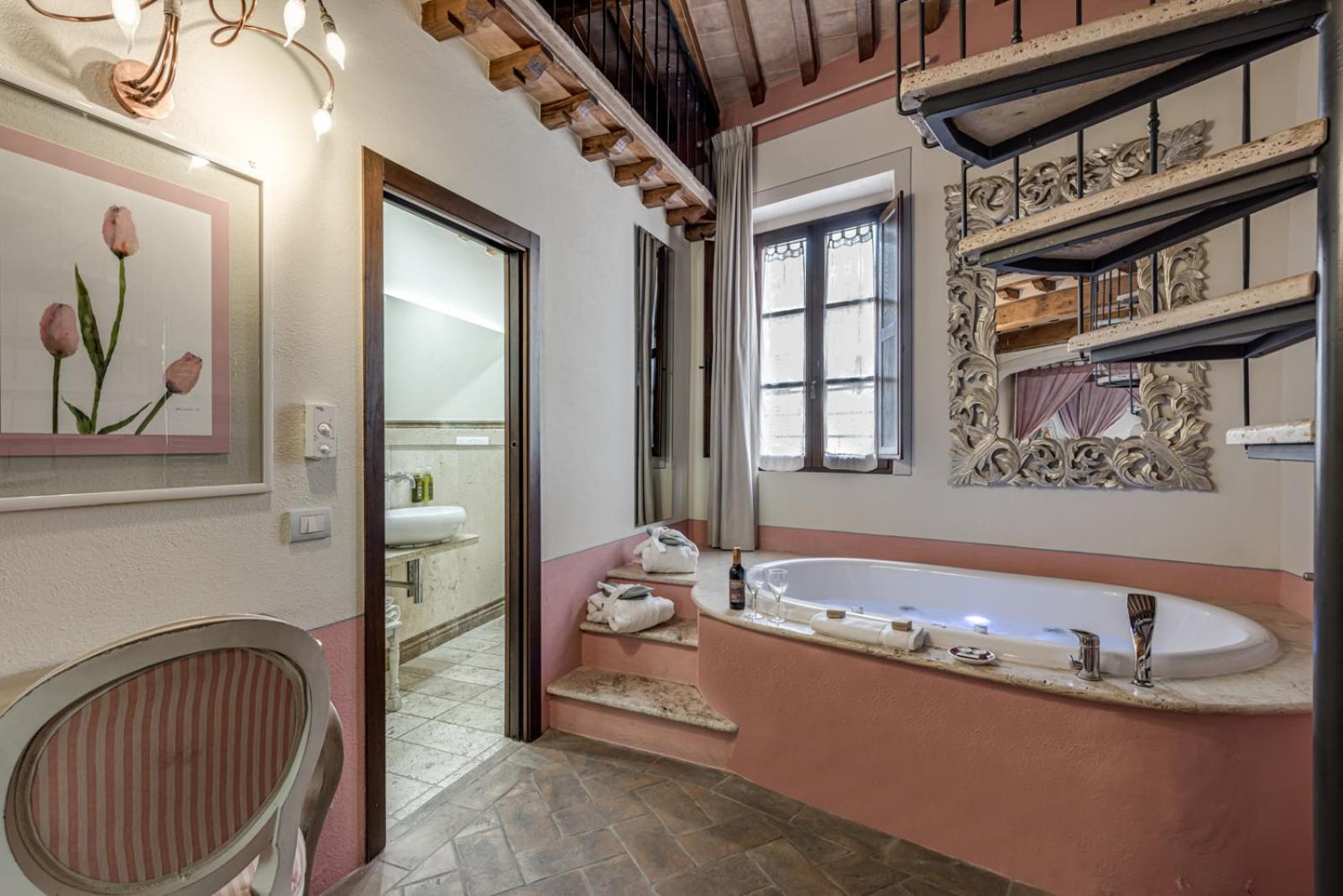 Hotel Palazzo Del Capitano Wellness & Relais - Luxury Borgo Capitano Collection San Quirico dʼOrcia
